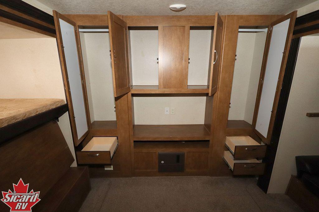 2018 FOREST RIVER WILDWOOD 31KQBTS