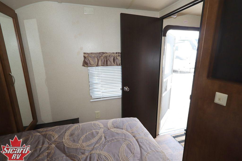 2018 FOREST RIVER WILDWOOD 31KQBTS