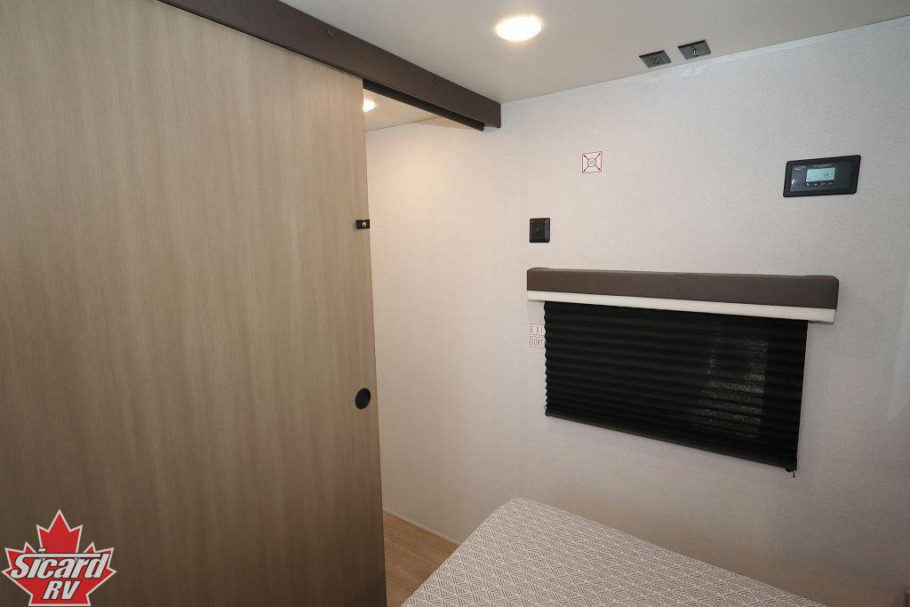 2027 JAYCO JAY FLIGHT 335BHS