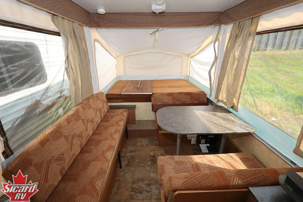 2012 STARCRAFT COMET 1020