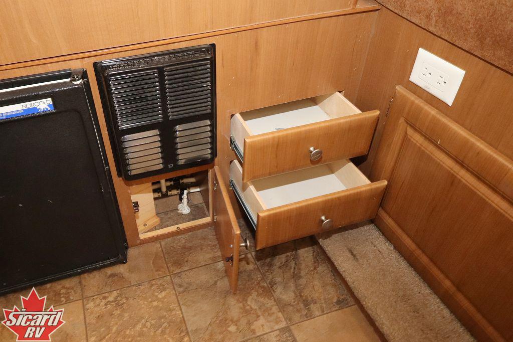 2012 STARCRAFT COMET 1020