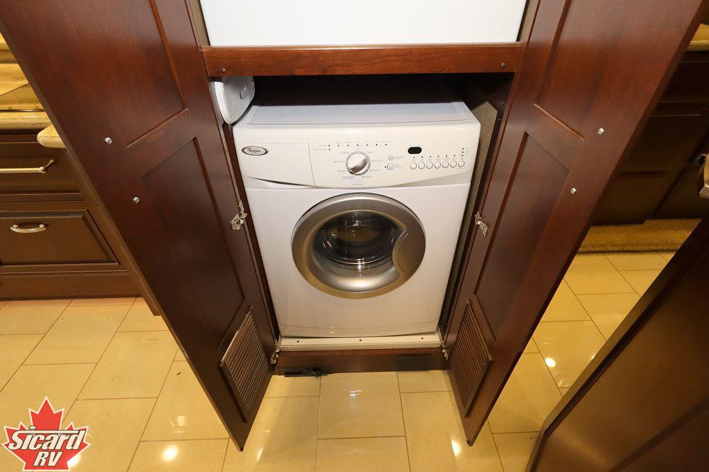 2014 ENTEGRA COACH ANTHEM 42RBQ
