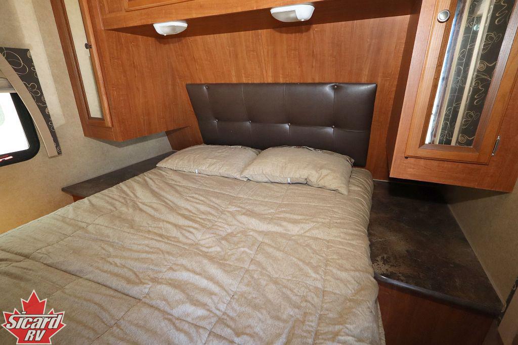 2013 JAYCO EAGLE 284BHS