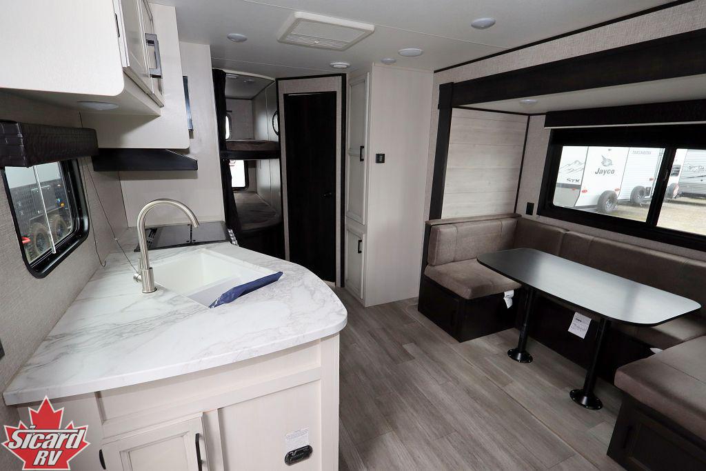 2022 JAYCO JAY FLIGHT SLX 8 242BHS