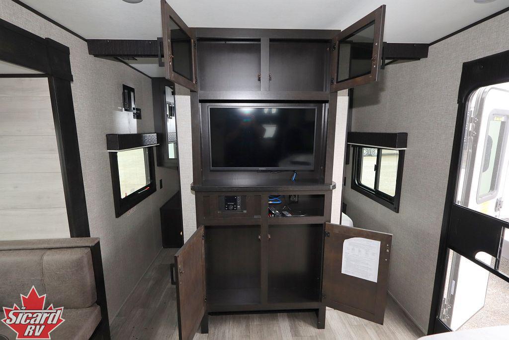 2022 JAYCO JAY FLIGHT SLX 8 242BHS