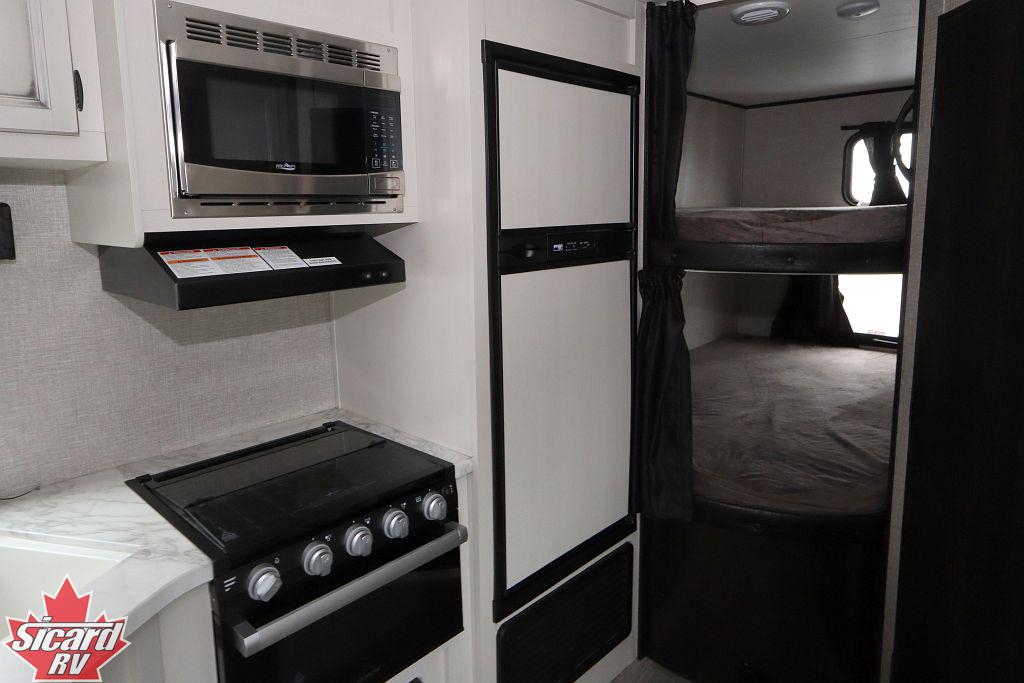 2022 JAYCO JAY FLIGHT SLX 8 242BHS