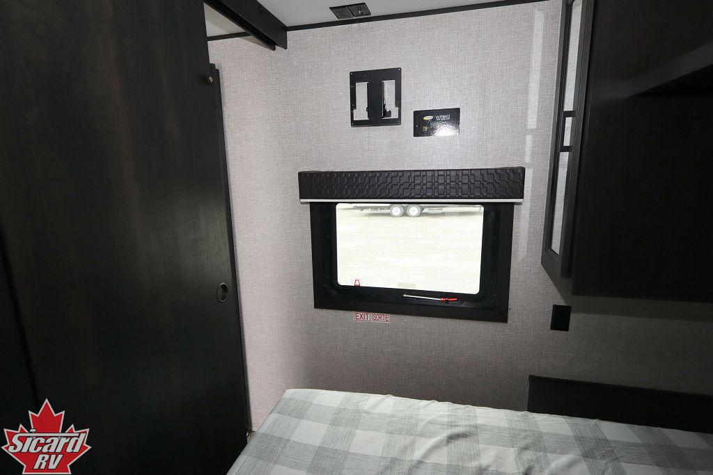 2022 JAYCO JAY FLIGHT SLX 8 242BHS