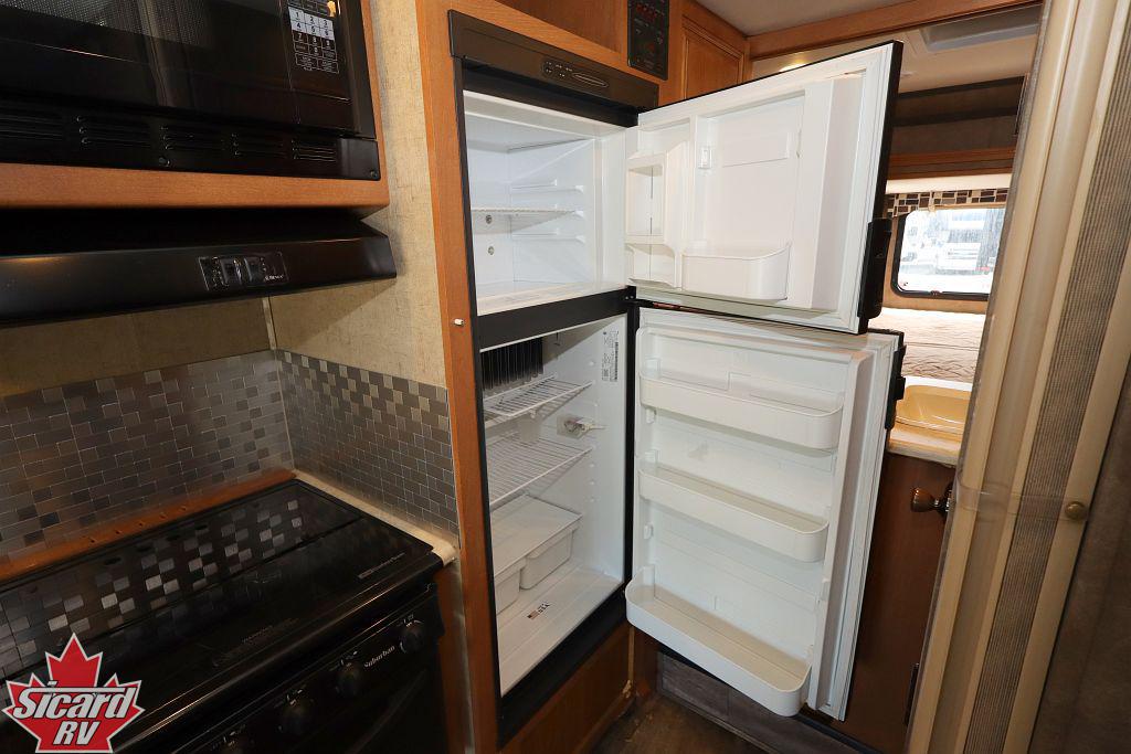 2015 FOREST RIVER SUNSEEKER 2400R