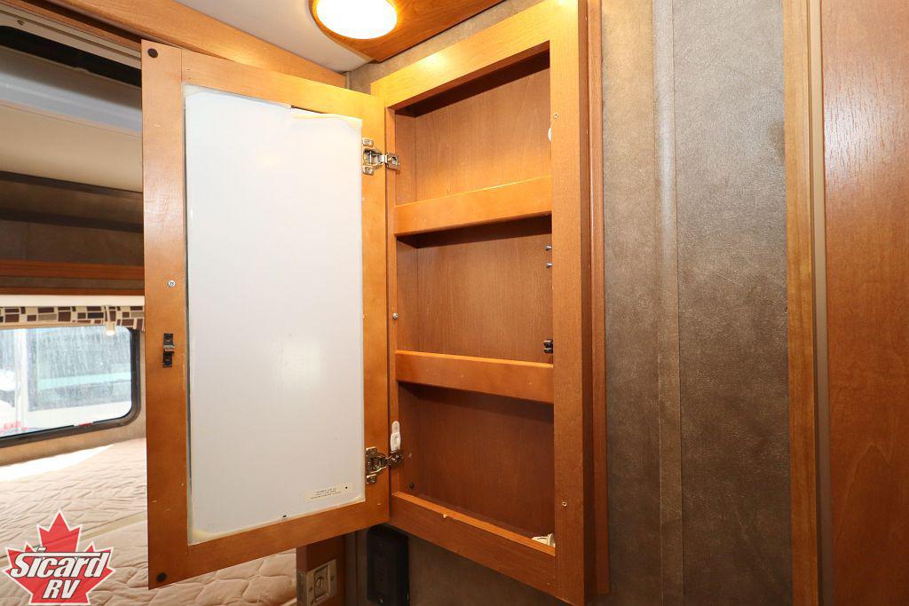 2015 FOREST RIVER SUNSEEKER 2400R