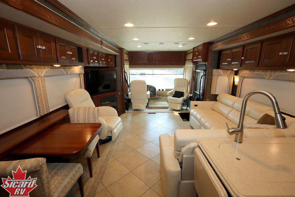 2015 ITASCA SUNCRUISER 38Q