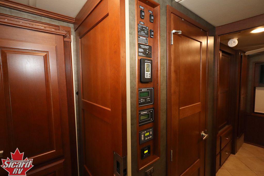 2015 ITASCA SUNCRUISER 38Q