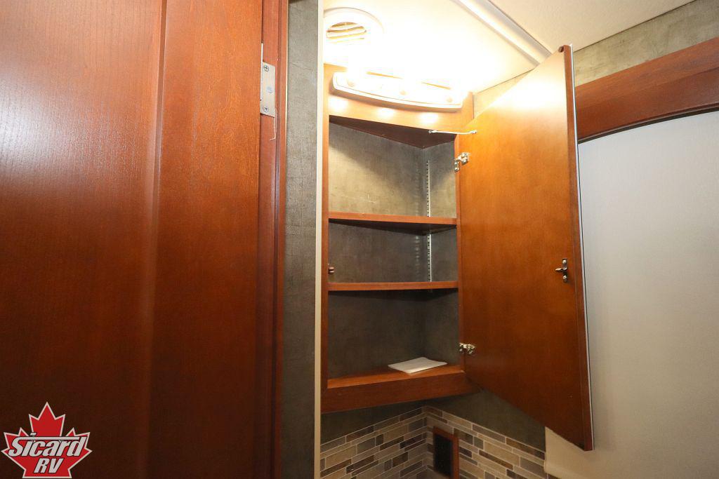 2015 ITASCA SUNCRUISER 38Q