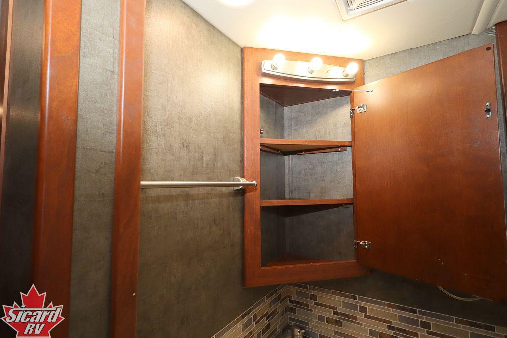 2015 ITASCA SUNCRUISER 38Q