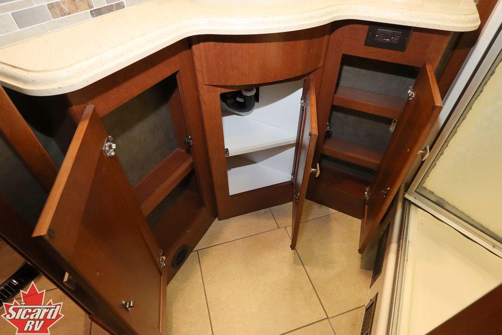 2015 ITASCA SUNCRUISER 38Q