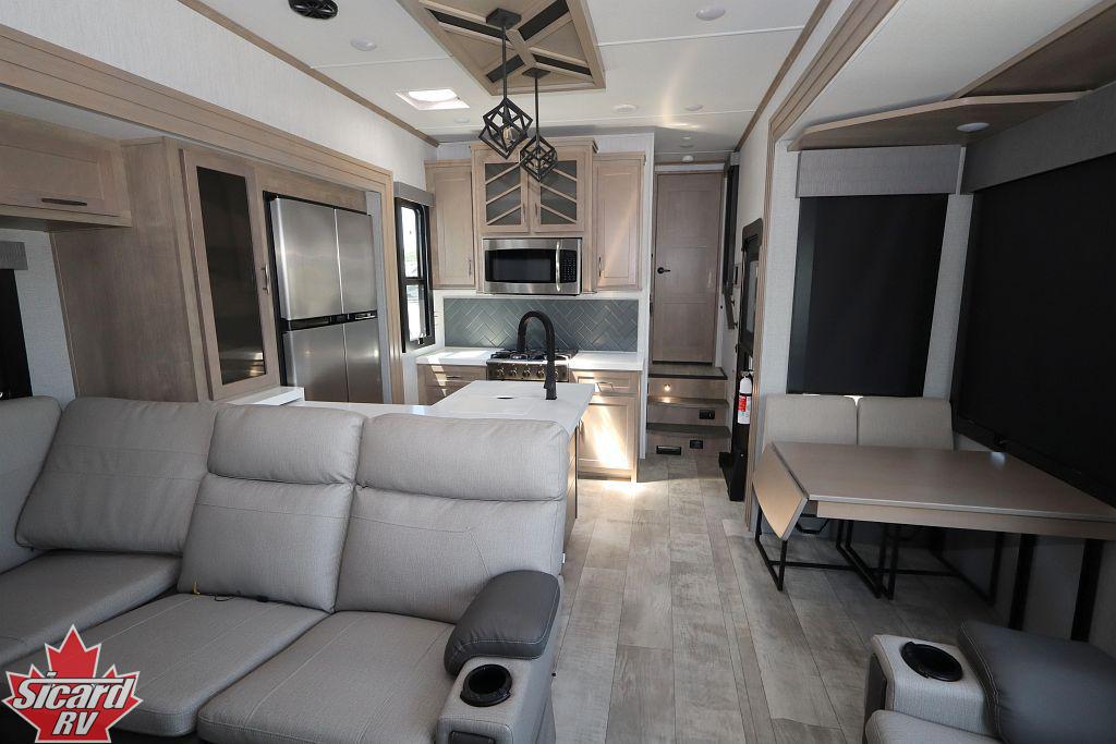 2023 GRAND DESIGN MOMENTUM 395MS