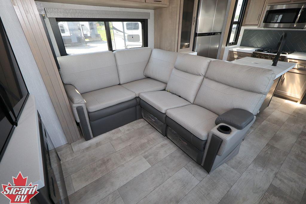 2023 GRAND DESIGN MOMENTUM 395MS