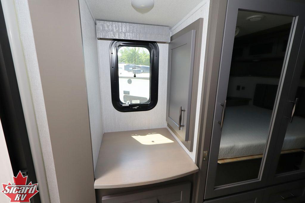 2023 GRAND DESIGN MOMENTUM 395MS