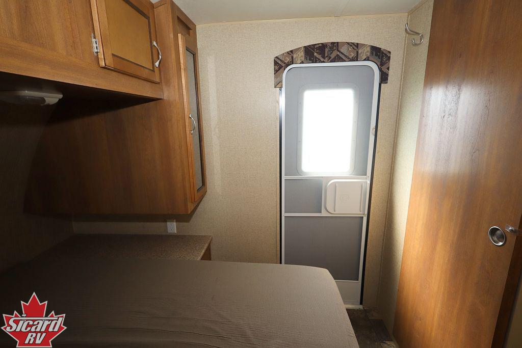 2016 COACHMEN CATALINA 263RLS