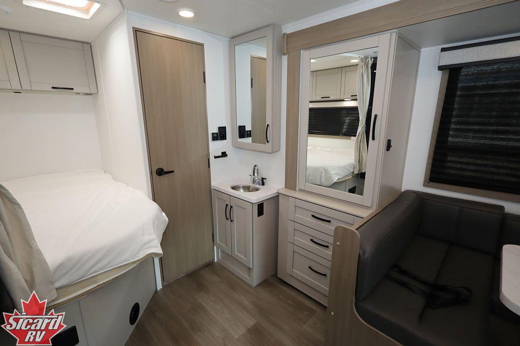2027 JAYCO REDHAWK SE 22AF