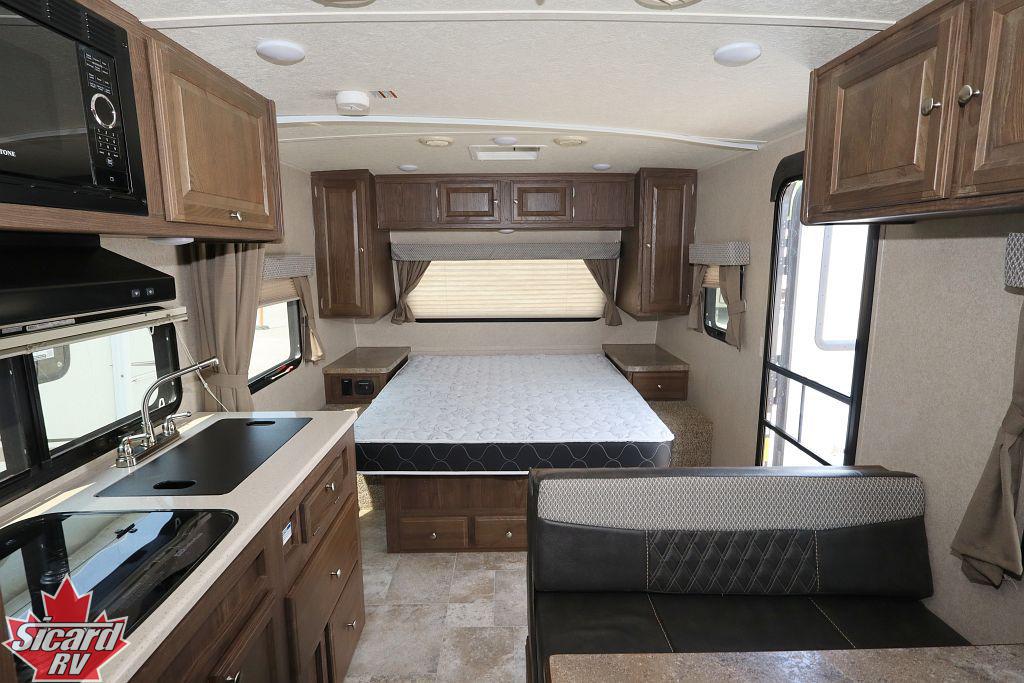 2018 FOREST RIVER ROCKWOOD MINI LITE 2304