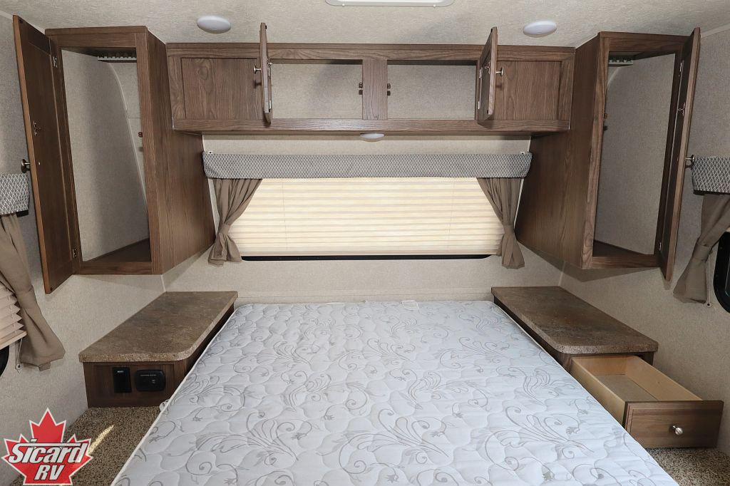 2018 FOREST RIVER ROCKWOOD MINI LITE 2304