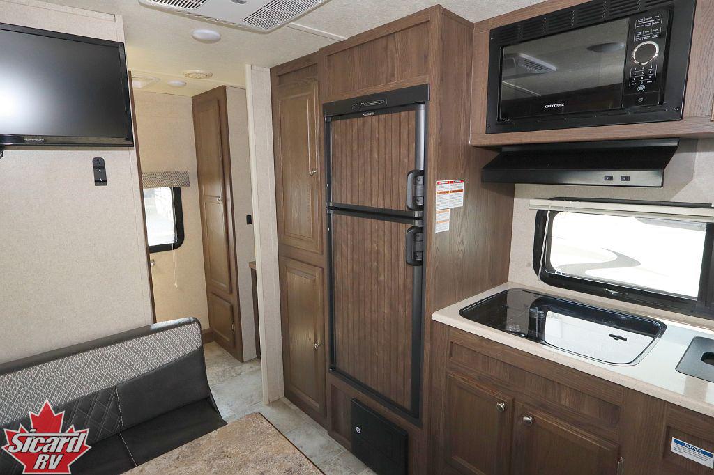 2018 FOREST RIVER ROCKWOOD MINI LITE 2304