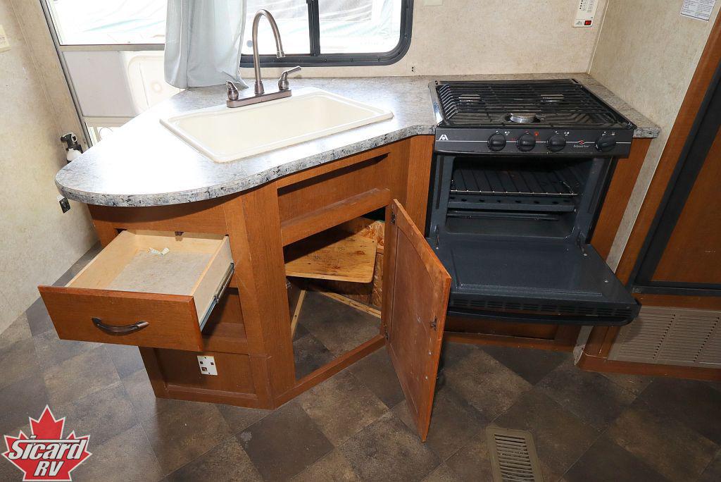 2012 KEYSTONE SUMMERLAND 2980BHGS