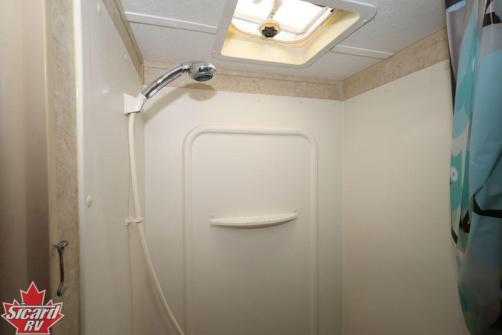 2012 KEYSTONE SUMMERLAND 2980BHGS