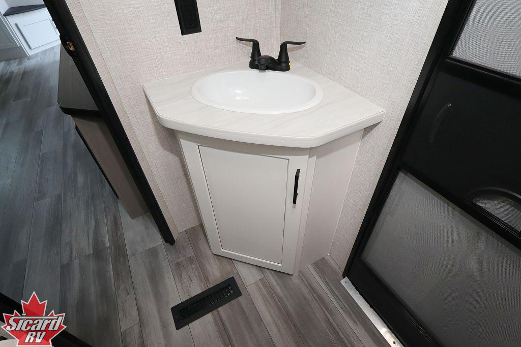 2024 JAYCO JAY FEATHER 27BHB
