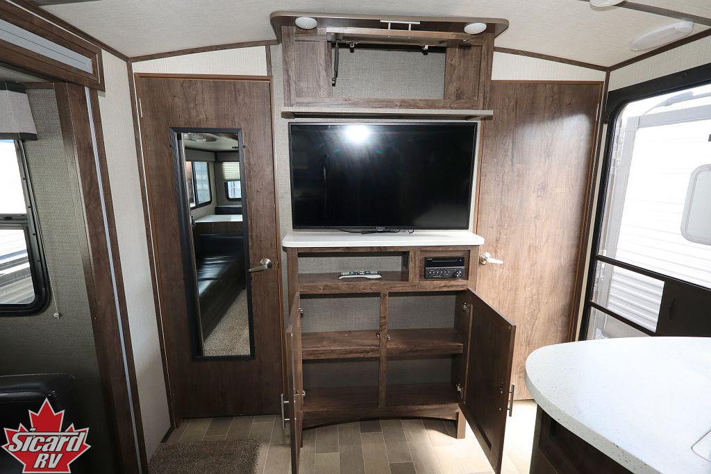 2019 CRUISER RV RADIANCE 28QBH