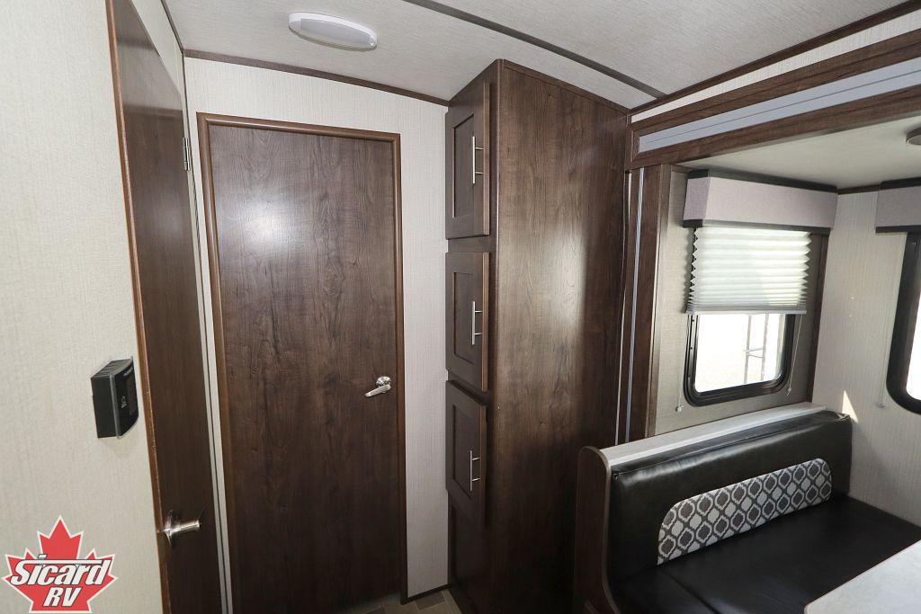 2019 CRUISER RV RADIANCE 28QBH