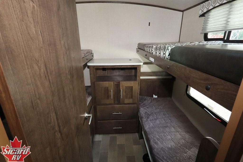 2019 CRUISER RV RADIANCE 28QBH