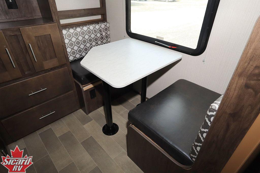 2019 CRUISER RV RADIANCE 28QBH