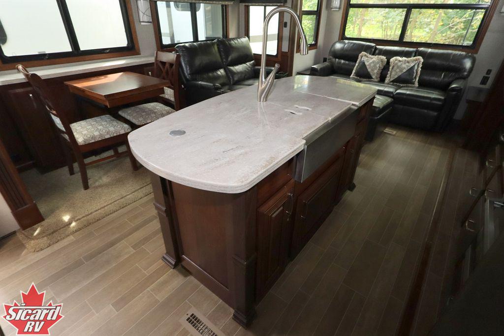 2019 JAYCO PINNACLE 32RLTS