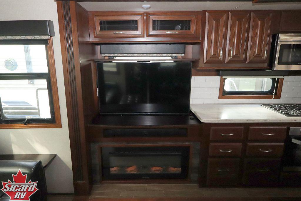 2019 JAYCO PINNACLE 32RLTS