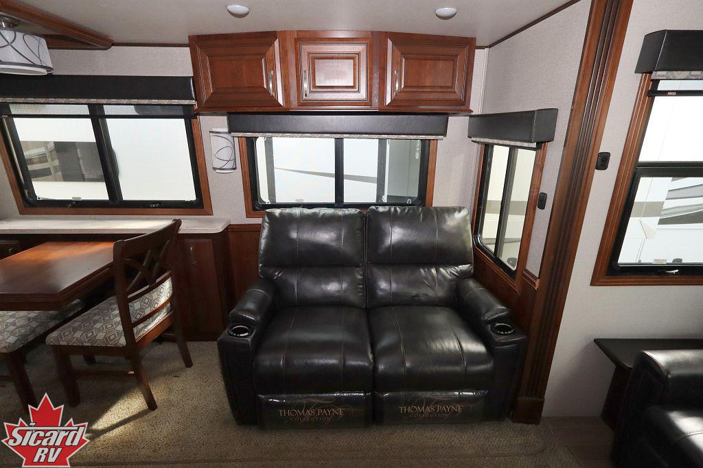 2019 JAYCO PINNACLE 32RLTS