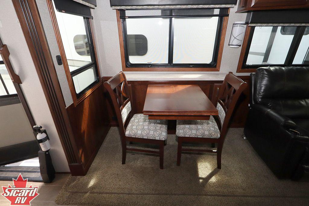 2019 JAYCO PINNACLE 32RLTS