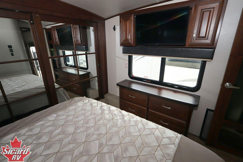 2019 JAYCO PINNACLE 32RLTS