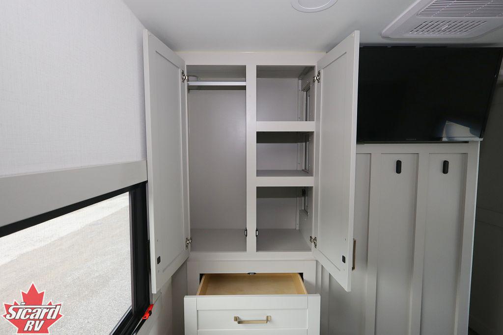 2025 BRINKLEY MODEL Z 2670