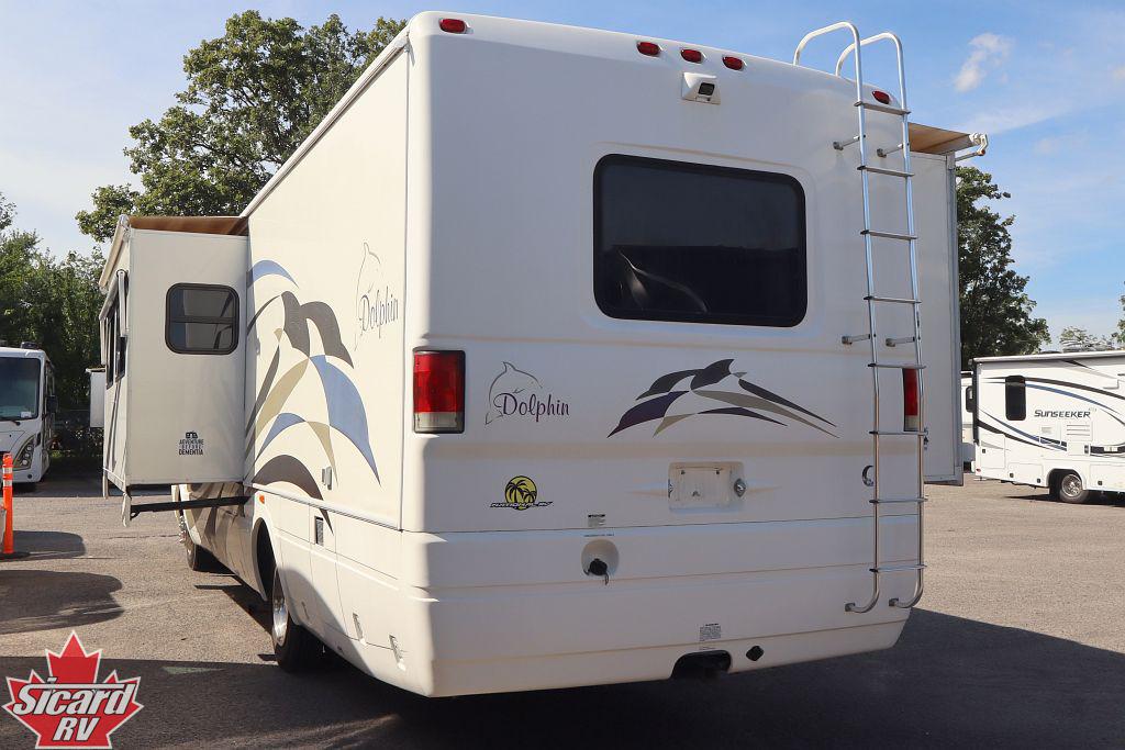 2005 NATIONAL RV DOLPHIN 5320