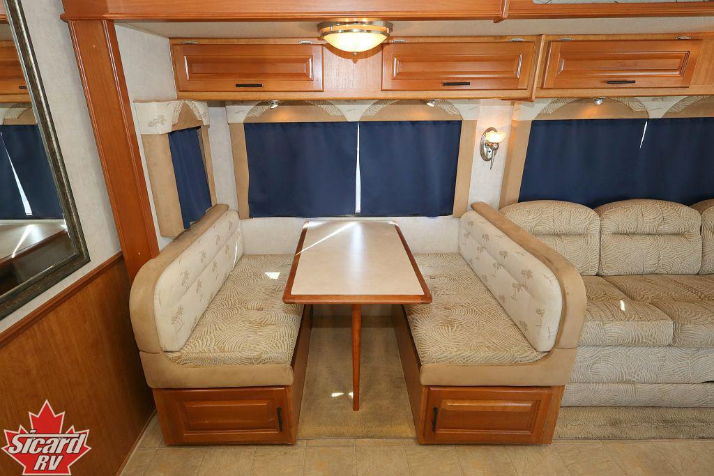 2005 NATIONAL RV DOLPHIN 5320