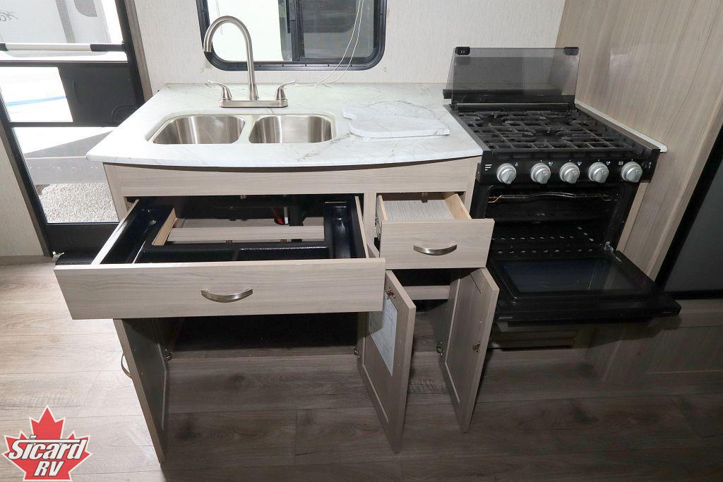 2021 COACHMEN FREEDOM EXPRESS 310BHDS