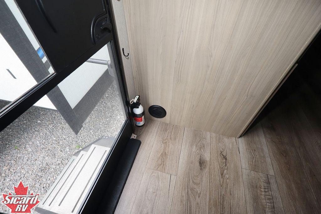 2021 COACHMEN FREEDOM EXPRESS 310BHDS