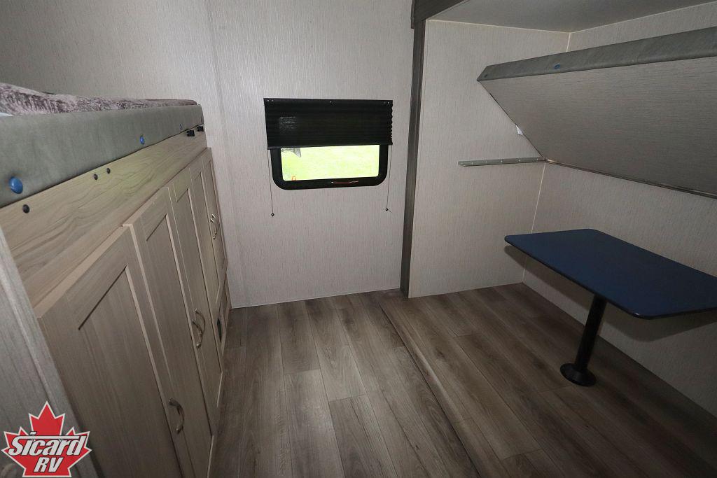 2021 COACHMEN FREEDOM EXPRESS 310BHDS