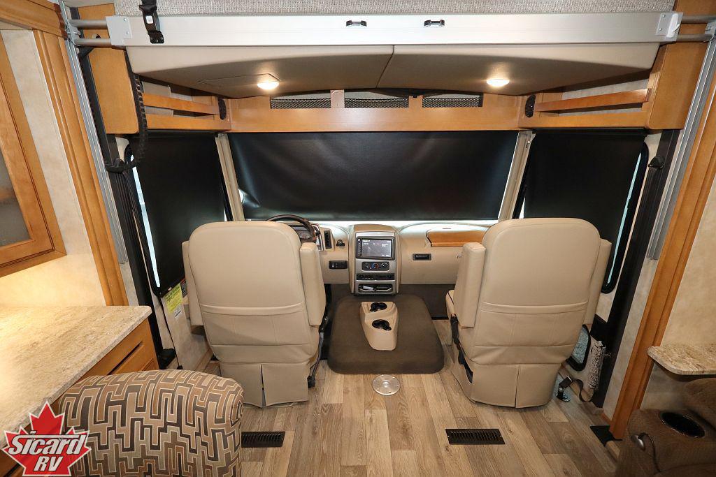 2019 WINNEBAGO ADVENTURER 33C