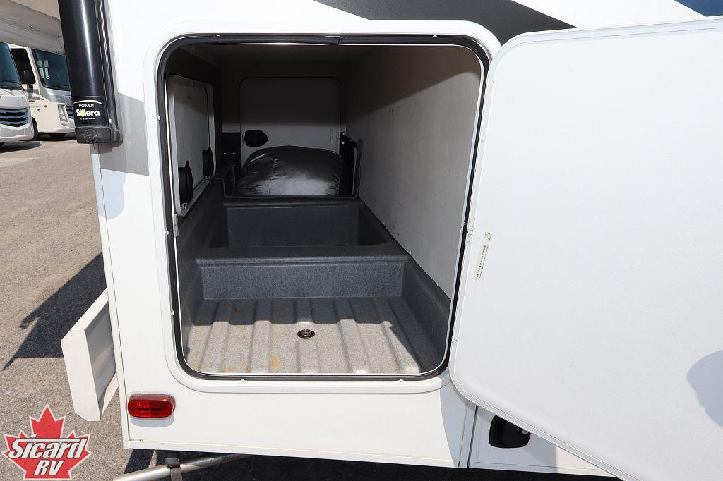 2018 FOREST RIVER SUNSEEKER 2400R