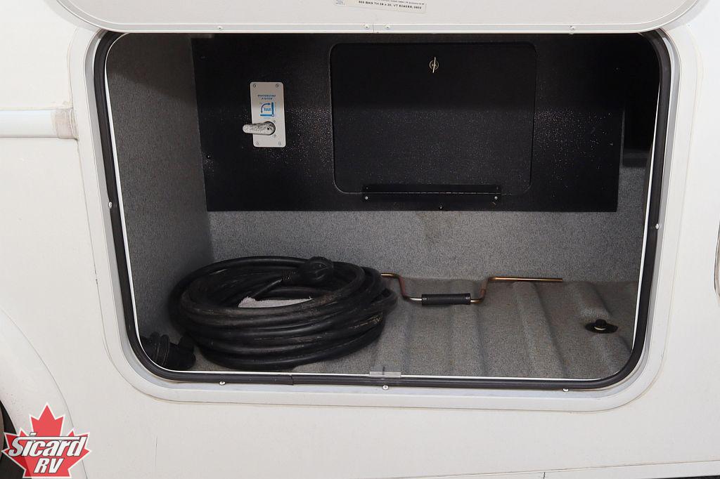 2018 FOREST RIVER SUNSEEKER 2400R