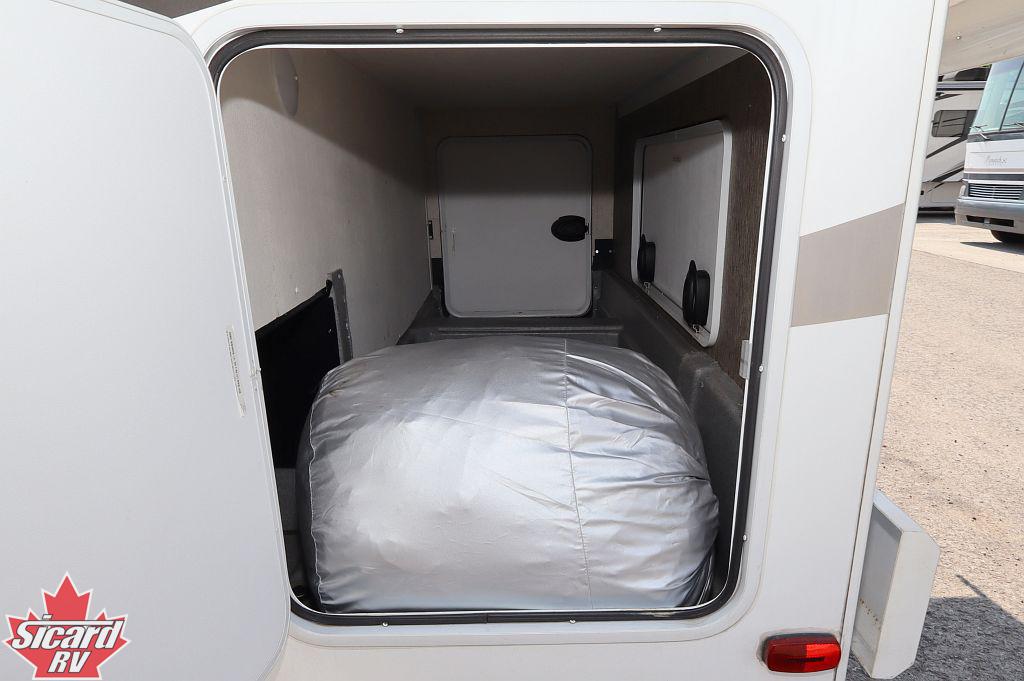 2018 FOREST RIVER SUNSEEKER 2400R