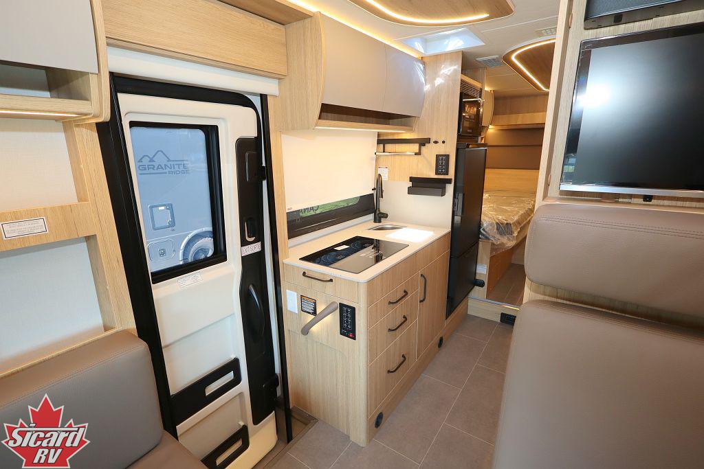 2027 LEISURE TRAVEL VANS UNITY U24TBX