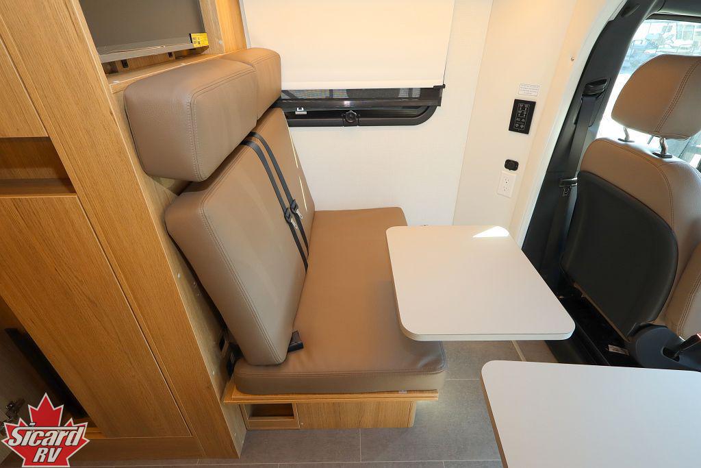 2027 LEISURE TRAVEL VANS UNITY U24TBX